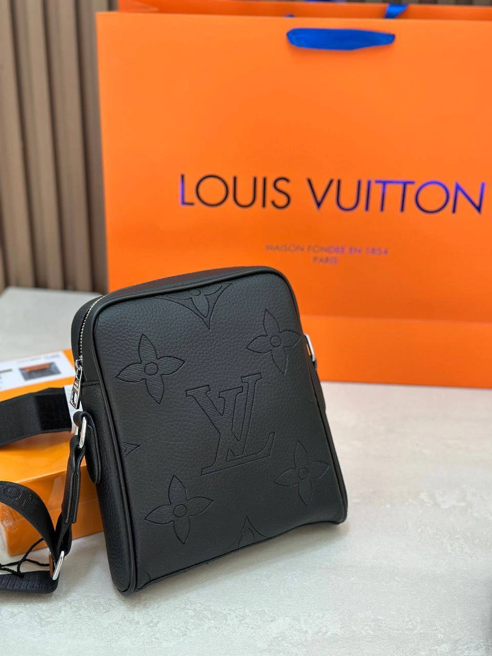 Lv big monogram