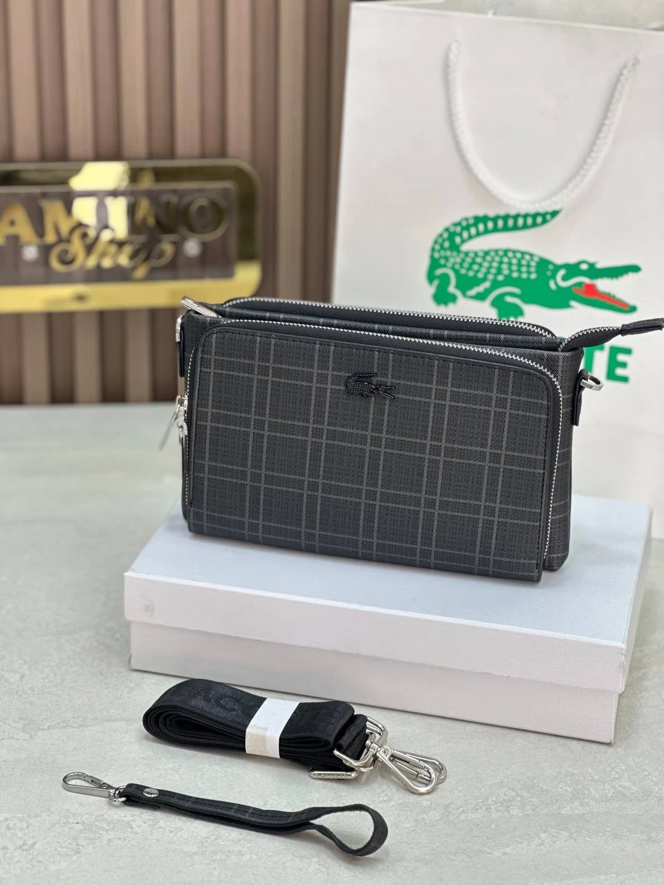 lacoste NOIR